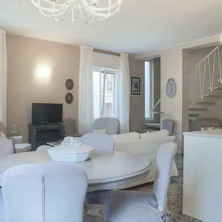 Casa Dello Speziale *